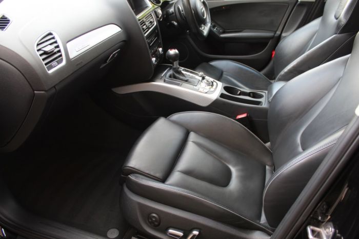 Audi RS4 4.2 FSI Quattro 5dr S Tronic Estate Petrol Black