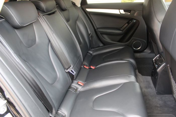 Audi RS4 4.2 FSI Quattro 5dr S Tronic Estate Petrol Black