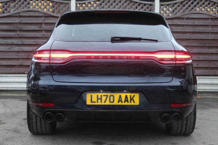 Porsche Macan 2.9 GTS 5dr PDK Estate Petrol Blue