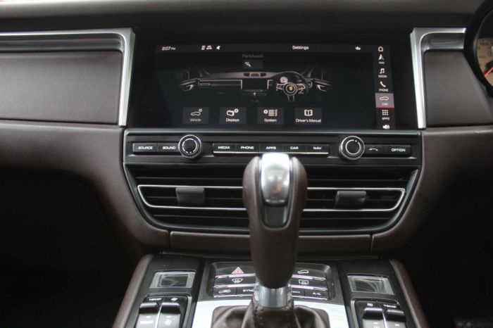 Porsche Macan 2.9 GTS 5dr PDK Estate Petrol Blue