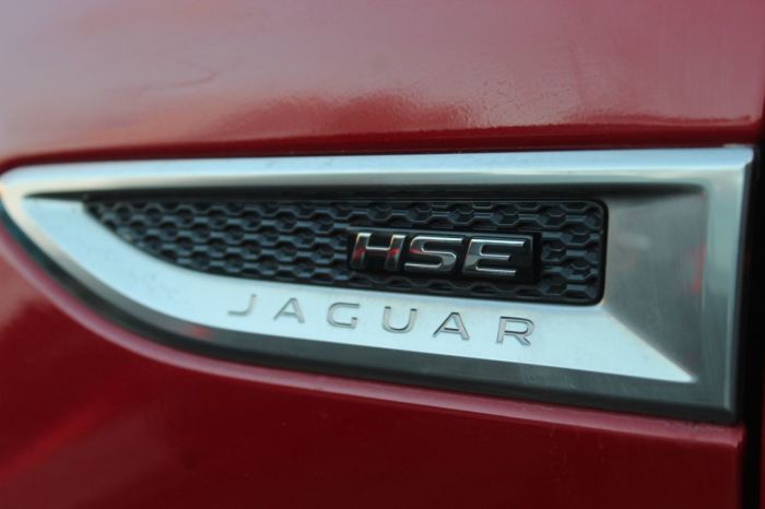 Jaguar E-Pace 2.0d [180] R-Dynamic HSE 5dr Auto Estate Diesel Red