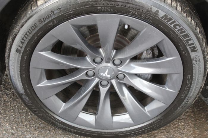 Tesla Model X 0.0 449kW 100kWh Dual Motor 5dr Auto Hatchback Electric Grey