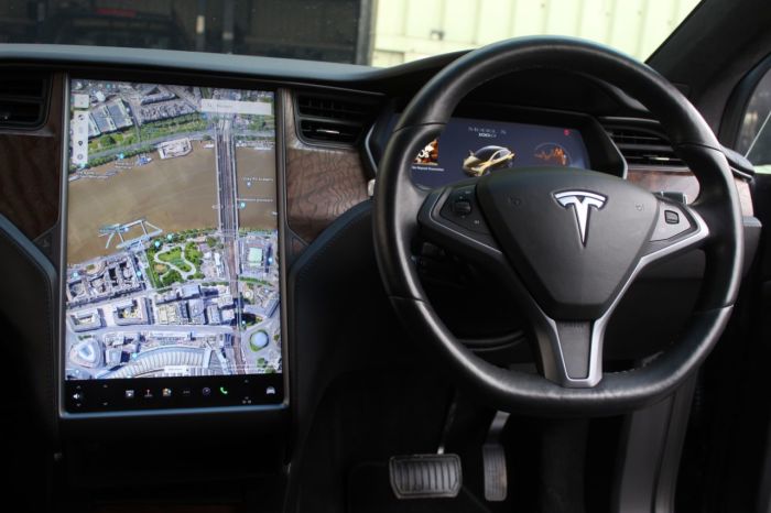 Tesla Model X 0.0 449kW 100kWh Dual Motor 5dr Auto Hatchback Electric Grey