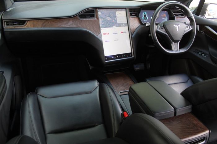 Tesla Model X 0.0 449kW 100kWh Dual Motor 5dr Auto Hatchback Electric Grey