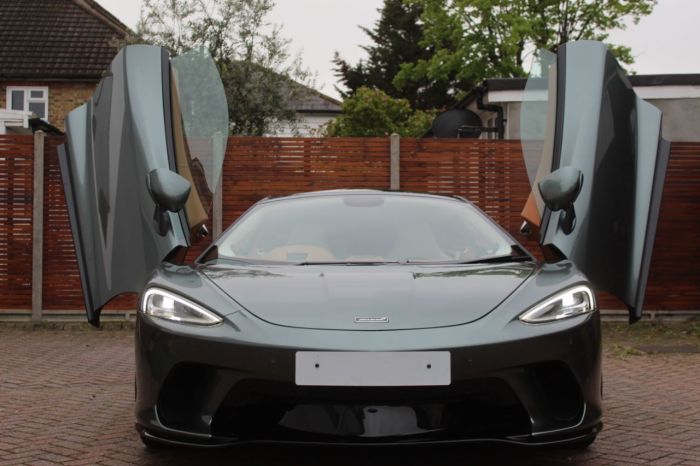 McLaren Gt 4.0 V8 2dr SSG Auto Coupe Petrol Green