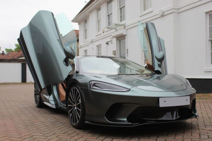 McLaren Gt 4.0 V8 2dr SSG Auto Coupe Petrol Green