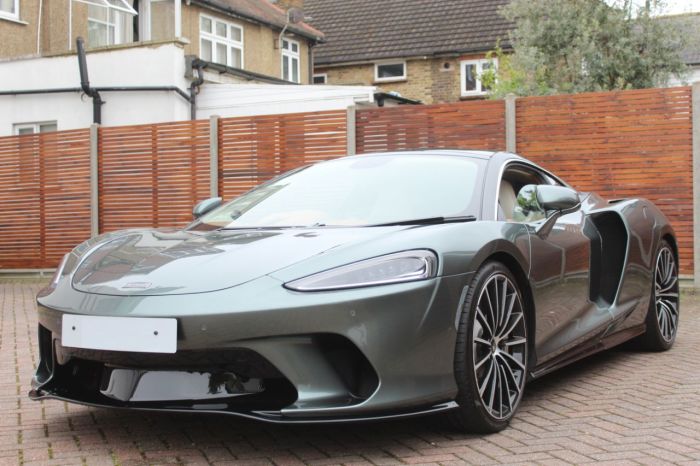 McLaren Gt 4.0 V8 2dr SSG Auto Coupe Petrol Green