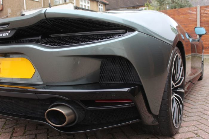 McLaren Gt 4.0 V8 2dr SSG Auto Coupe Petrol Green