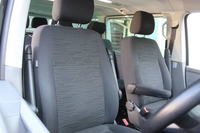 2021 Volkswagen Transporter 2.0 TDI 150PS SE Minibus DSG
