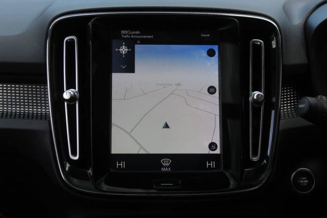 2019 Volvo XC40 2.0 T4 R DESIGN 5dr Geartronic