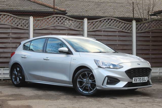 Ford Focus 1.0 EcoBoost 125 ST-Line 5dr Hatchback Petrol Silver