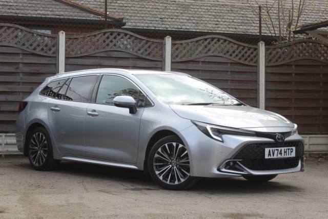 Toyota Corolla 1.8 Hybrid Design 5dr CVT Estate Petrol / Electric Hybrid Silver