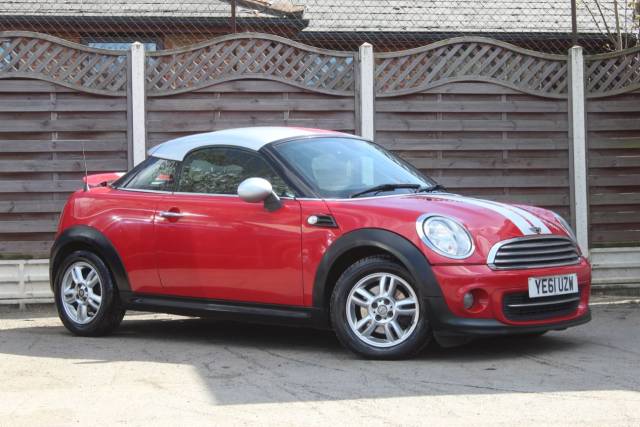 Mini Coupe 1.6 Cooper 3dr Coupe Petrol Red