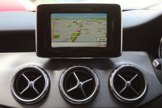 2015 Mercedes-Benz GLA 2.1 GLA 200 CDI 4Matic AMG Line 5dr Auto [Executive]
