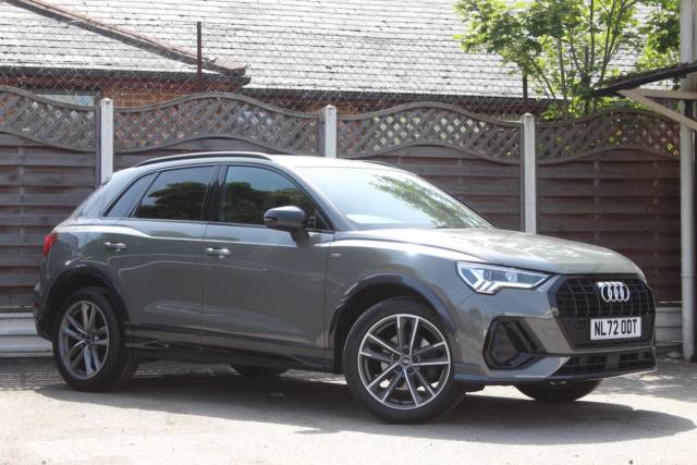 Audi Q3 1.5 35 TFSI Black Edition 5dr Estate Petrol Grey