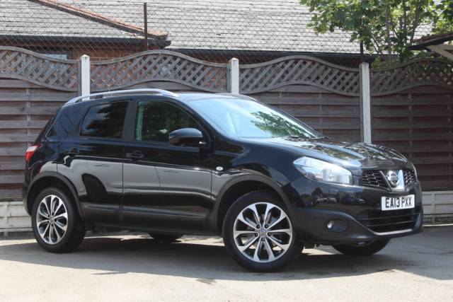 Nissan Qashqai 2.0 Tekna 5dr CVT Hatchback Petrol Black