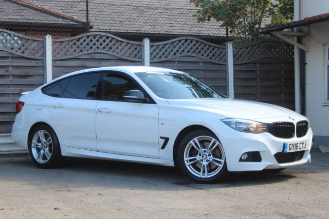 BMW 3 Series 3.0 335d xDrive M Sport 5dr Step Auto [Business Media] Hatchback Diesel White