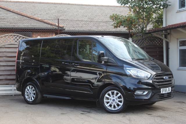Ford Tourneo 2.0 EcoBlue 130ps Low Roof 5 Seater Titanium Wheelchair Adapted Diesel Black