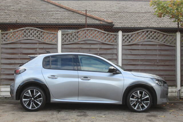 2020 Peugeot 208 1.2 PureTech 130 GT Line 5dr EAT8